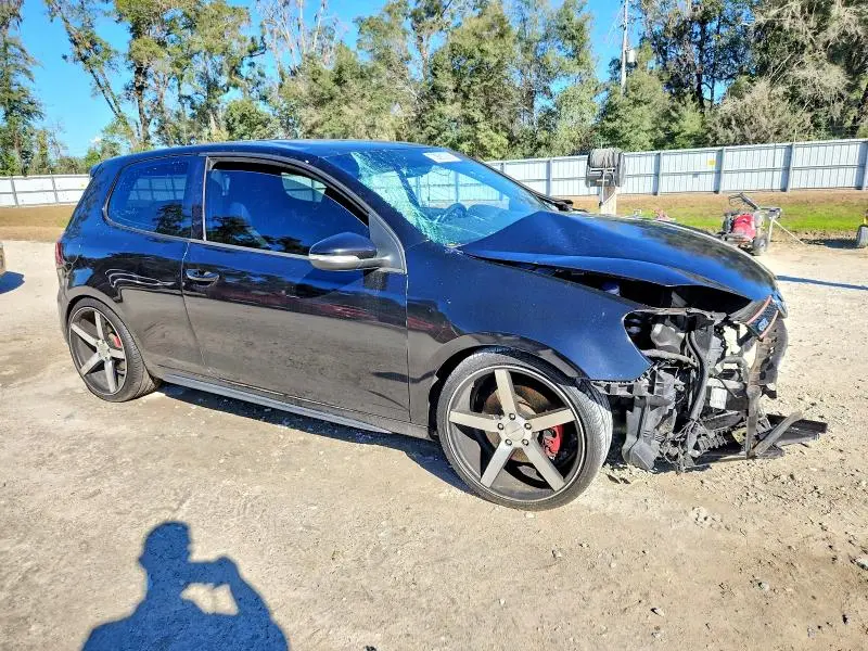 2010 VOLKSWAGEN GTI   
