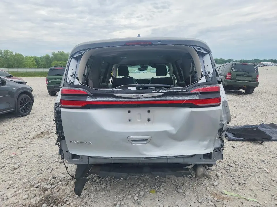 2023 CHRYSLER PACIFICA TOURING L  