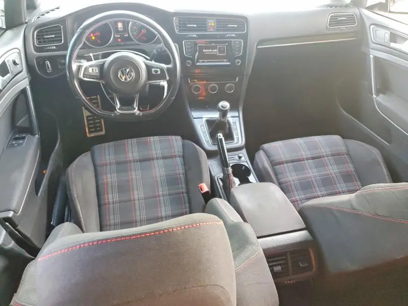 2015 VOLKSWAGEN GTI   