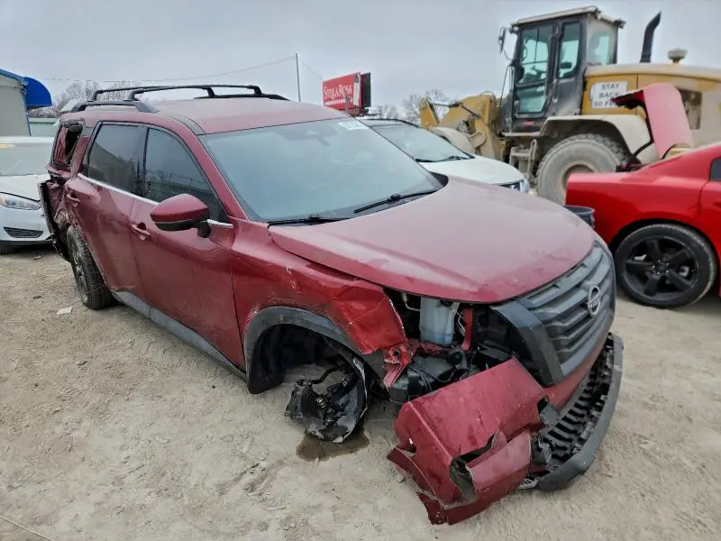 2023 NISSAN PATHFINDER SV  