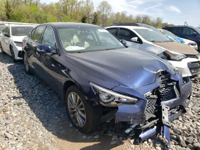 2022 INFINITI Q50 LUXE  