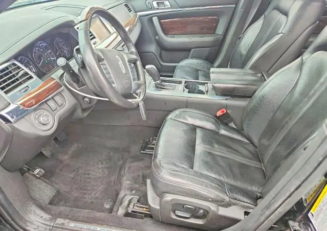 2010 LINCOLN MKS   