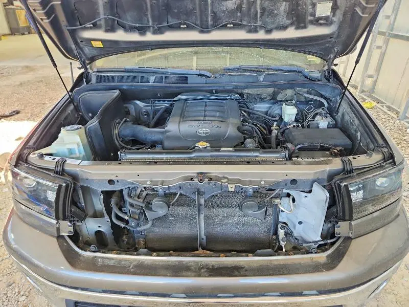 2011 TOYOTA TUNDRA DOUBLE CAB SR5  