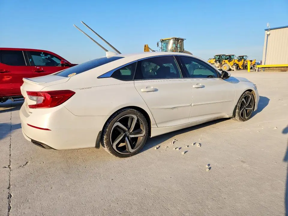 2020 HONDA ACCORD SPORT  