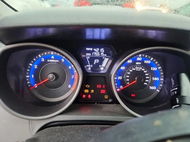 2011 HYUNDAI ELANTRA GLS  
