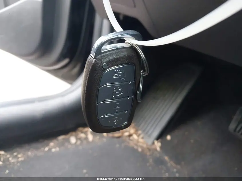 2022 HYUNDAI IONIQ HYBRID SE