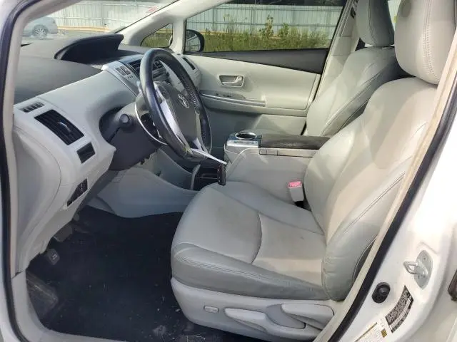 2013 TOYOTA PRIUS V   