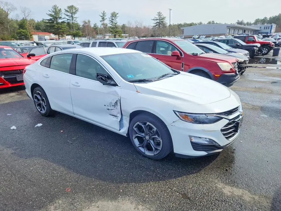 2024 CHEVROLET MALIBU LT  