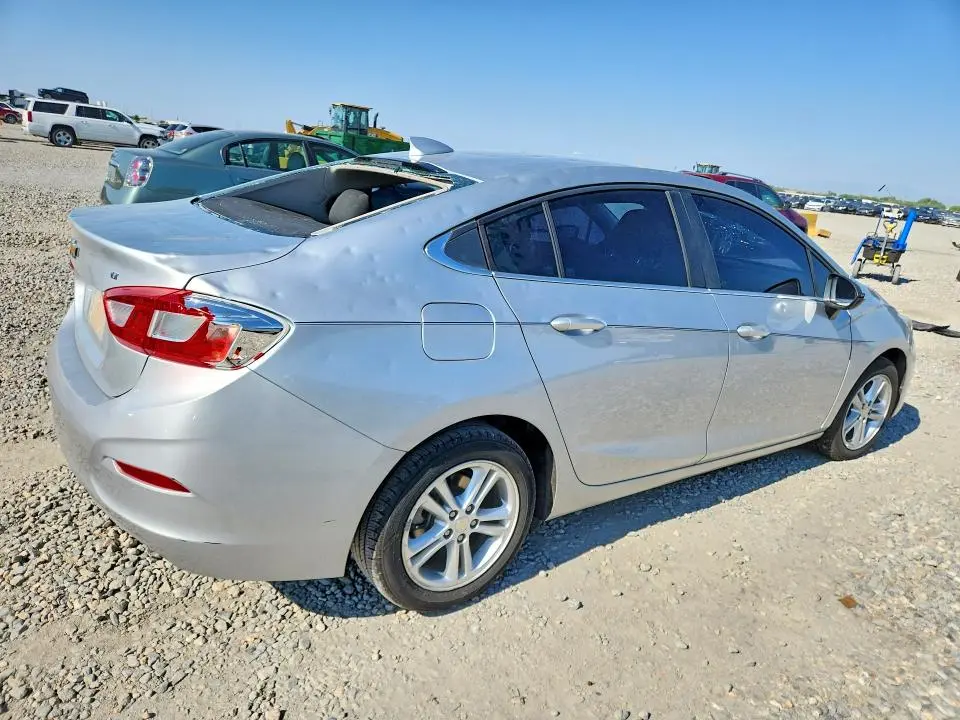 2016 CHEVROLET CRUZE LT  