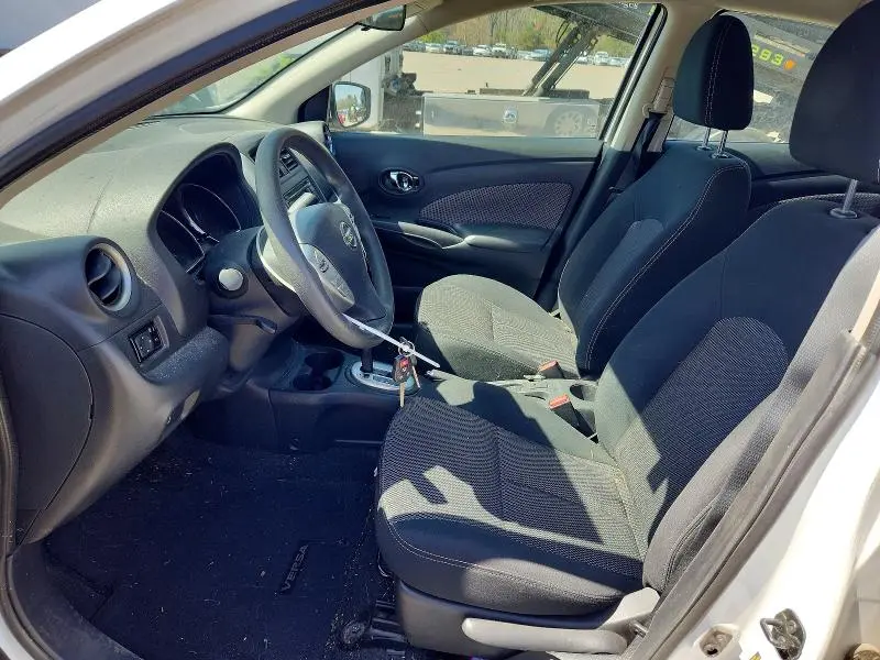 2015 NISSAN VERSA 1.6 SV  