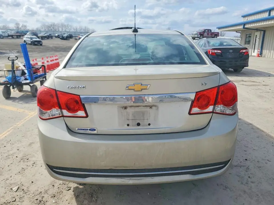 2015 CHEVROLET CRUZE LT  