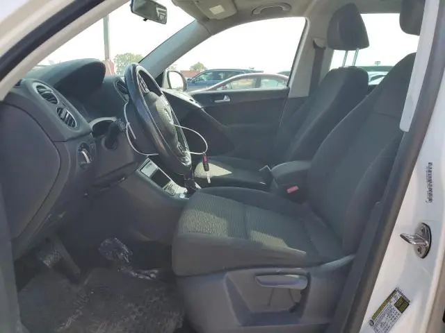 2013 VOLKSWAGEN TIGUAN S  