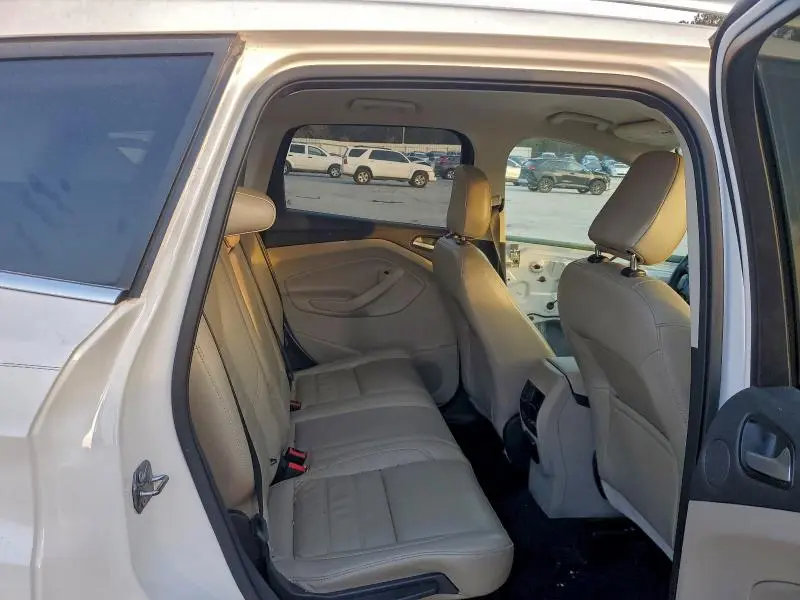 2019 FORD ESCAPE TITANIUM  