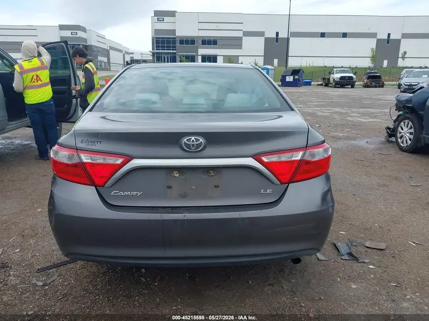 2016 TOYOTA CAMRY LE