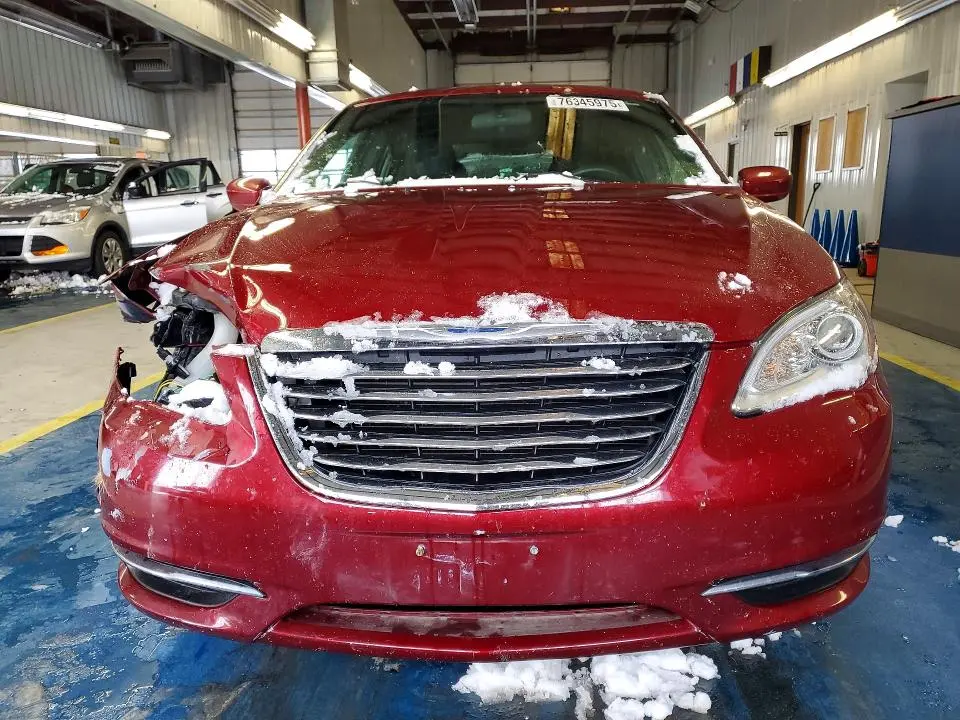 2012 CHRYSLER 200 LX  