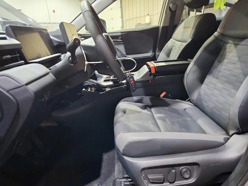 2026 TOYOTA RAV4 WOODLAND  