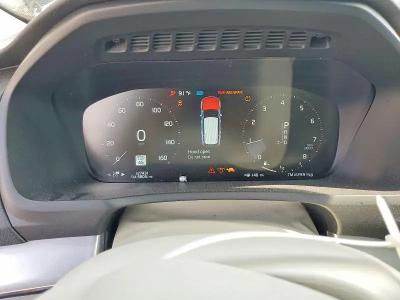 2018 VOLVO XC90 T6  