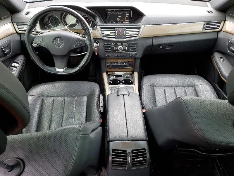 2011 MERCEDES-BENZ E 550  