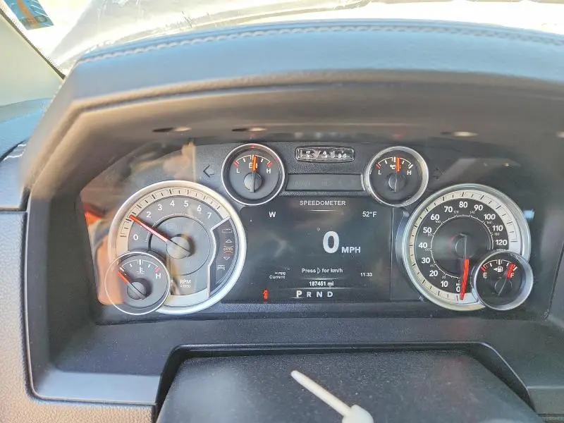 2015 RAM 1500 LARAMIE  