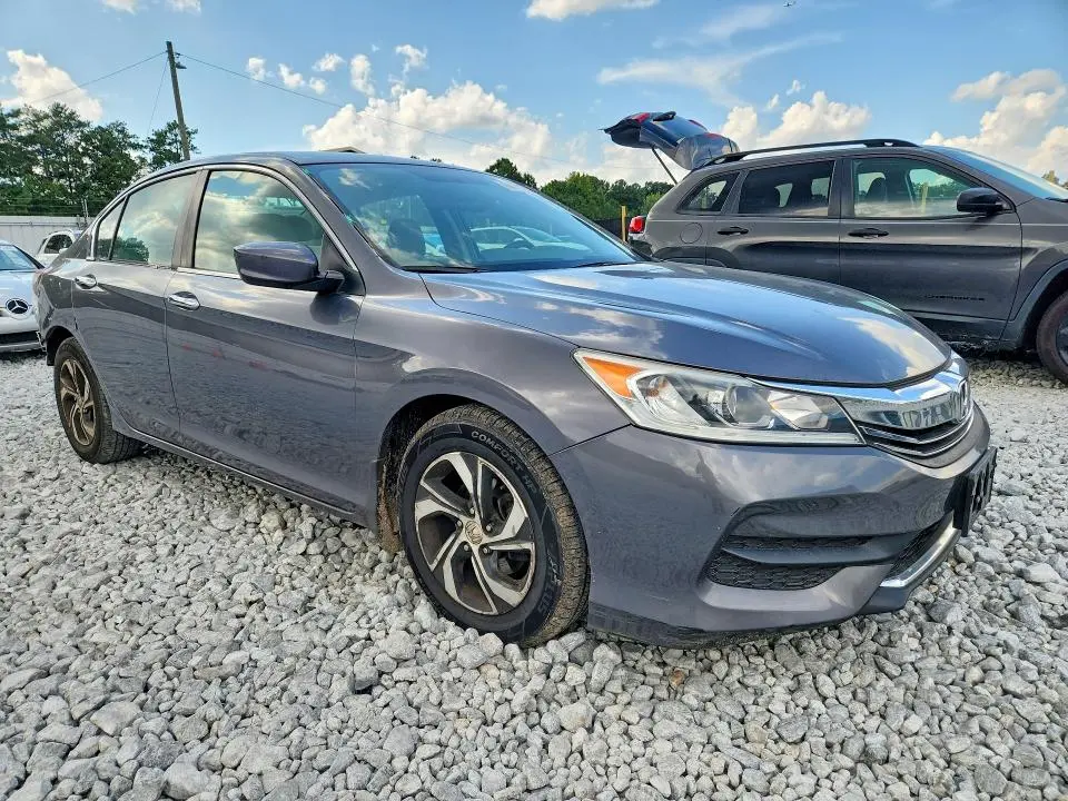 2017 HONDA ACCORD LX  