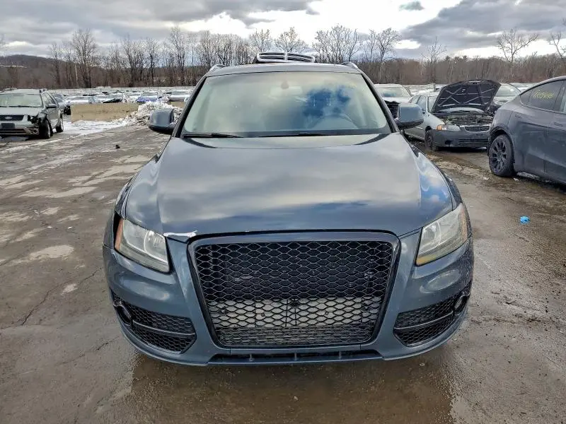 2011 AUDI Q5 PREMIUM  