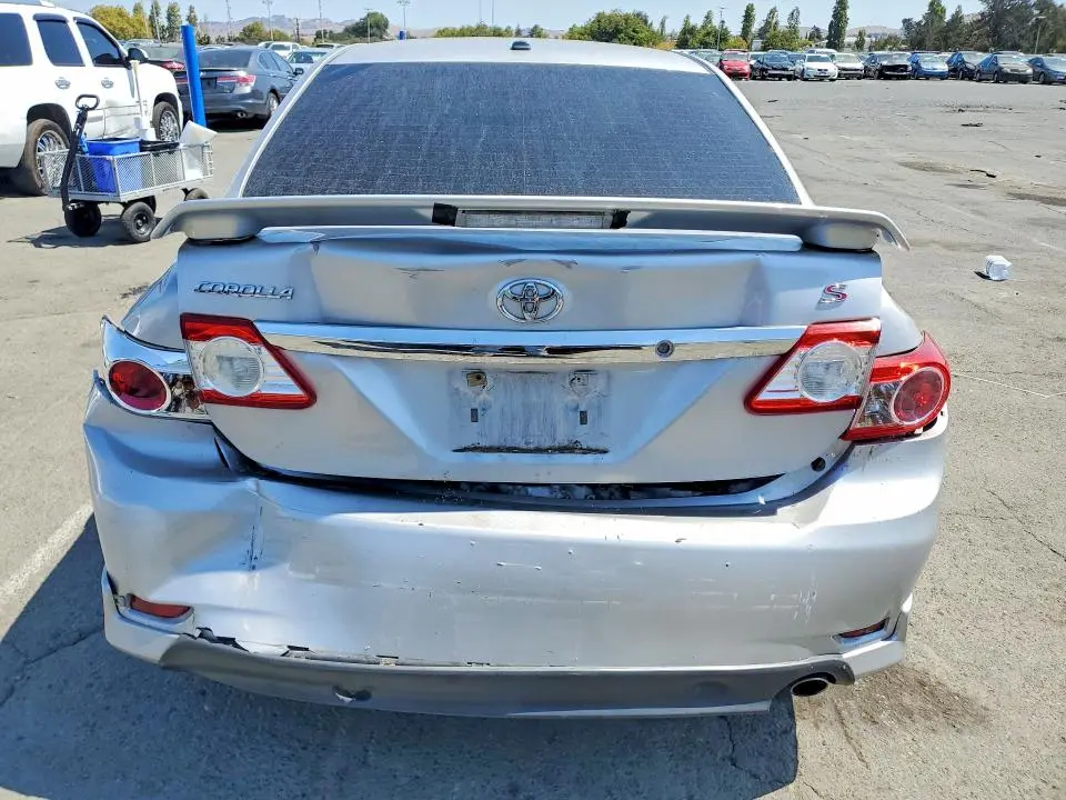 2011 TOYOTA COROLLA S  
