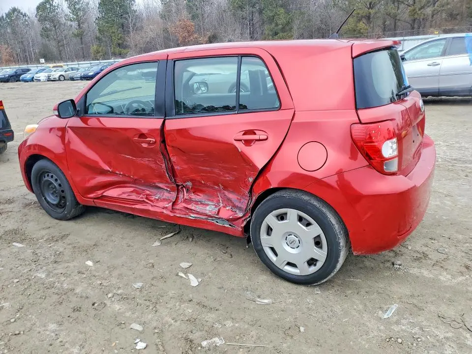 2010 TOYOTA SCION XD   