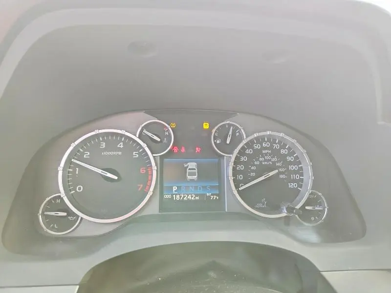 2017 TOYOTA TUNDRA CREWMAX SR5  