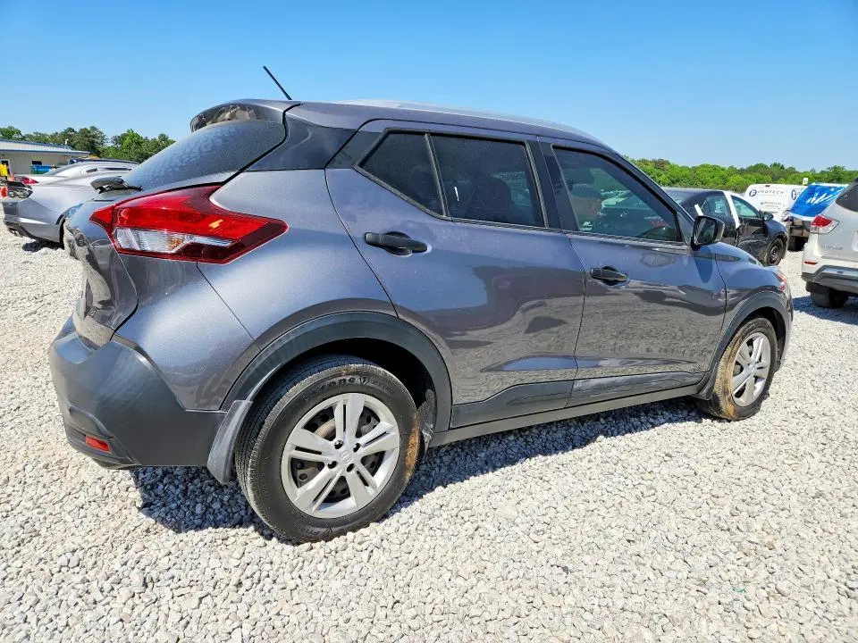 2019 NISSAN KICKS S  
