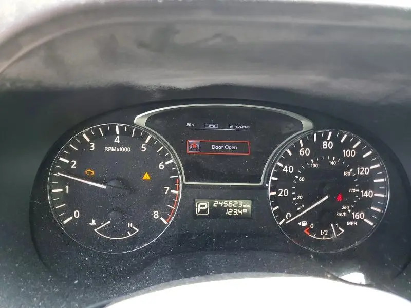 2015 NISSAN PATHFINDER S  