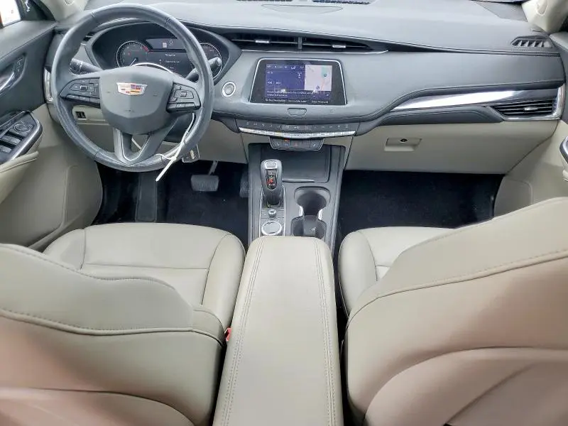 2019 CADILLAC XT4 LUXURY  