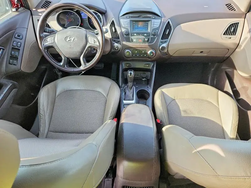 2014 HYUNDAI TUCSON SE  