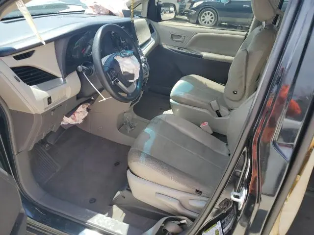 2015 TOYOTA SIENNA   