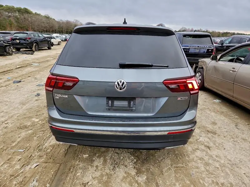 2020 VOLKSWAGEN TIGUAN SE  