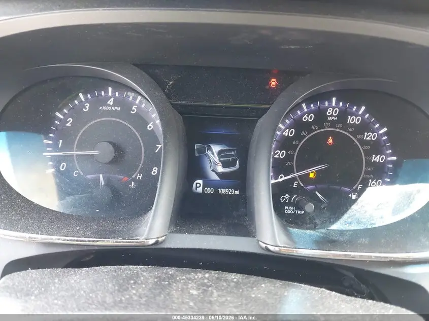 2015 TOYOTA AVALON XLE