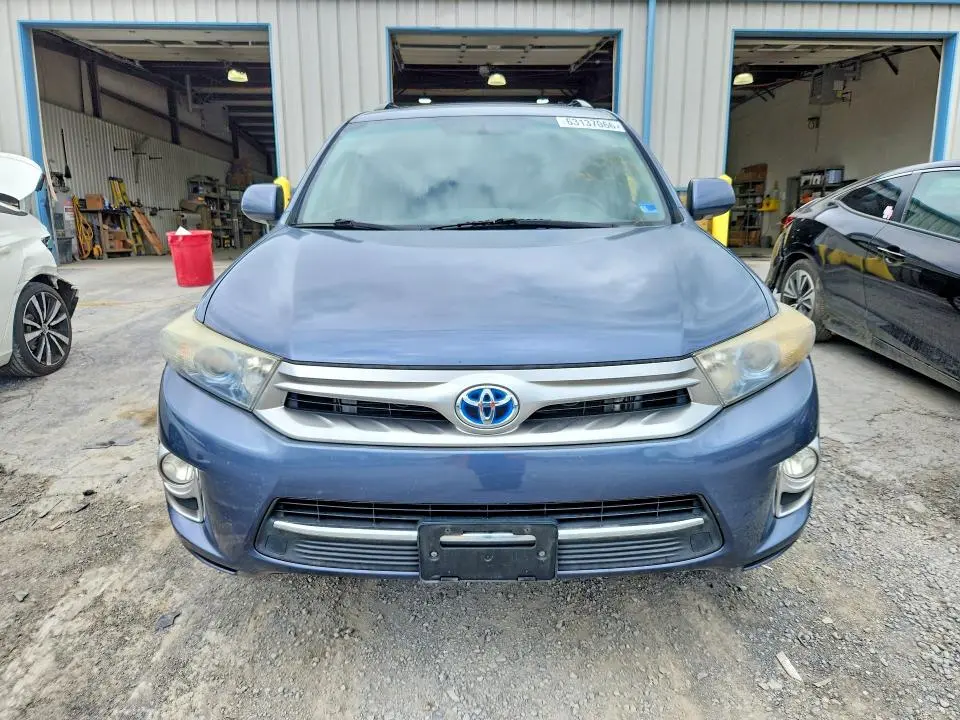 2013 TOYOTA HIGHLANDER HYBRID LIMITED  