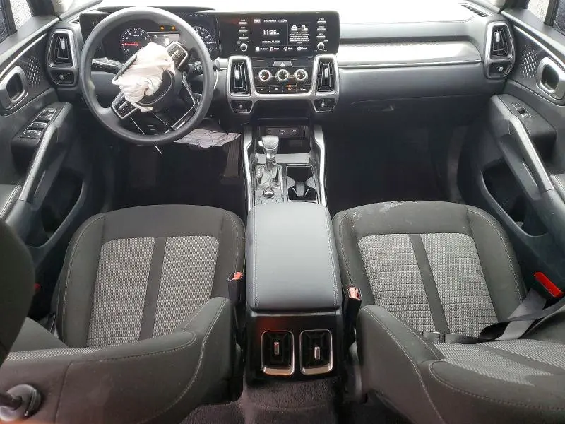 2022 KIA SORENTO LX  