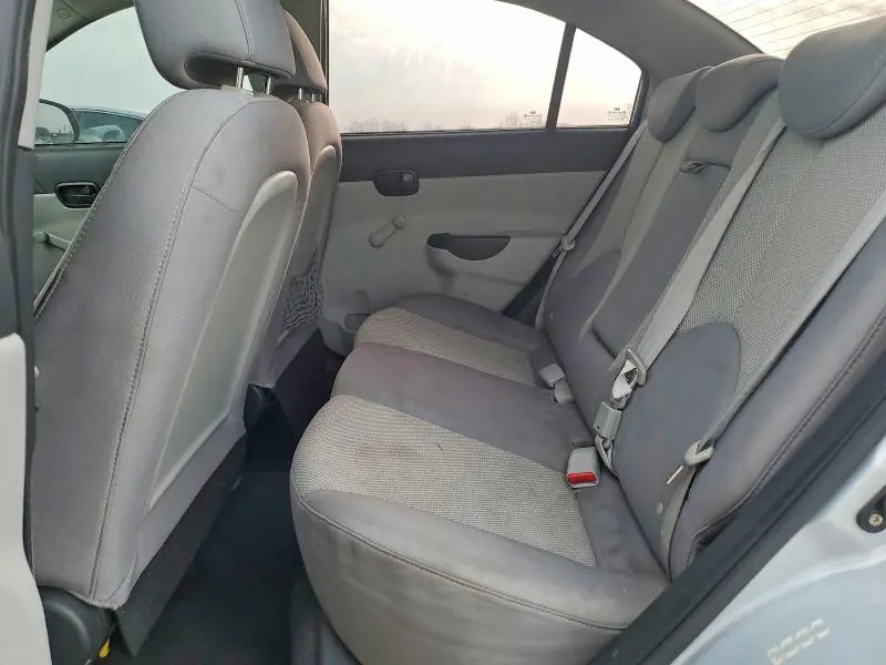 2011 HYUNDAI ACCENT GLS  