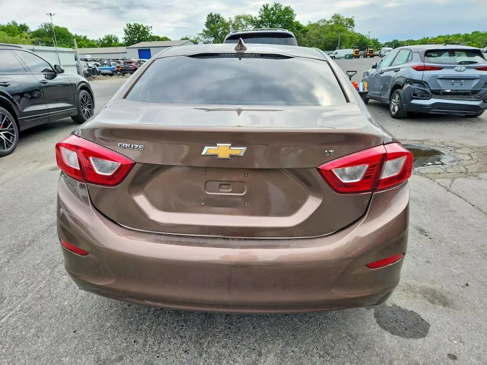 2019 CHEVROLET CRUZE LT  