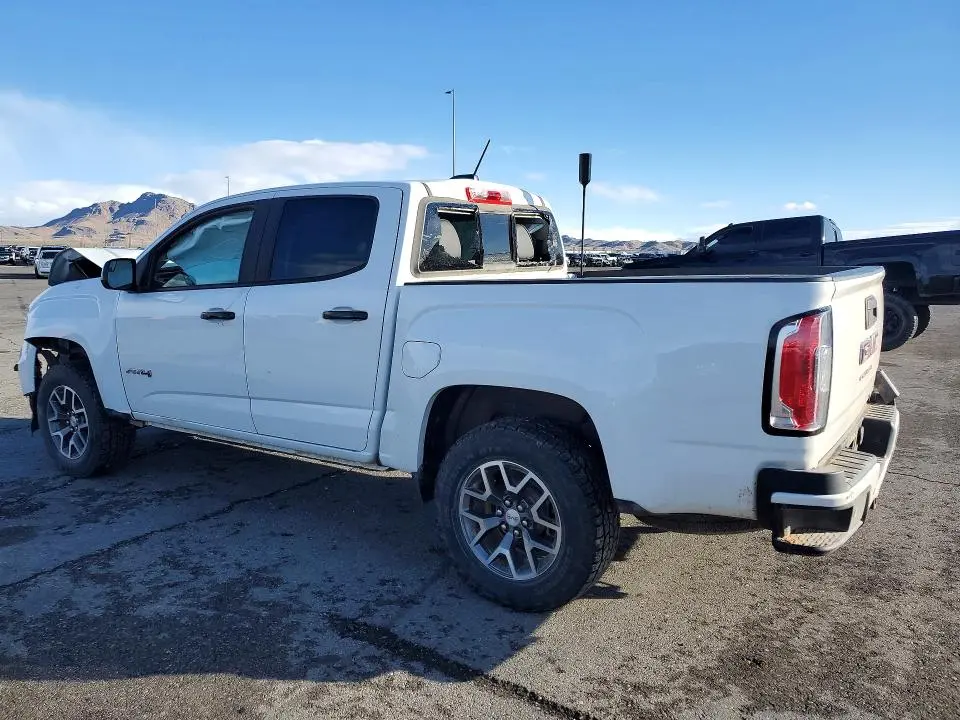 2022 GMC CANYON AT4  
