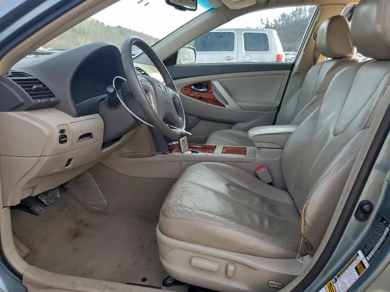 2010 TOYOTA CAMRY BASE  