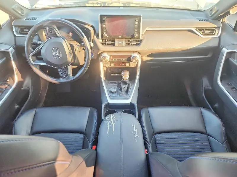 2019 TOYOTA RAV4 XSE  