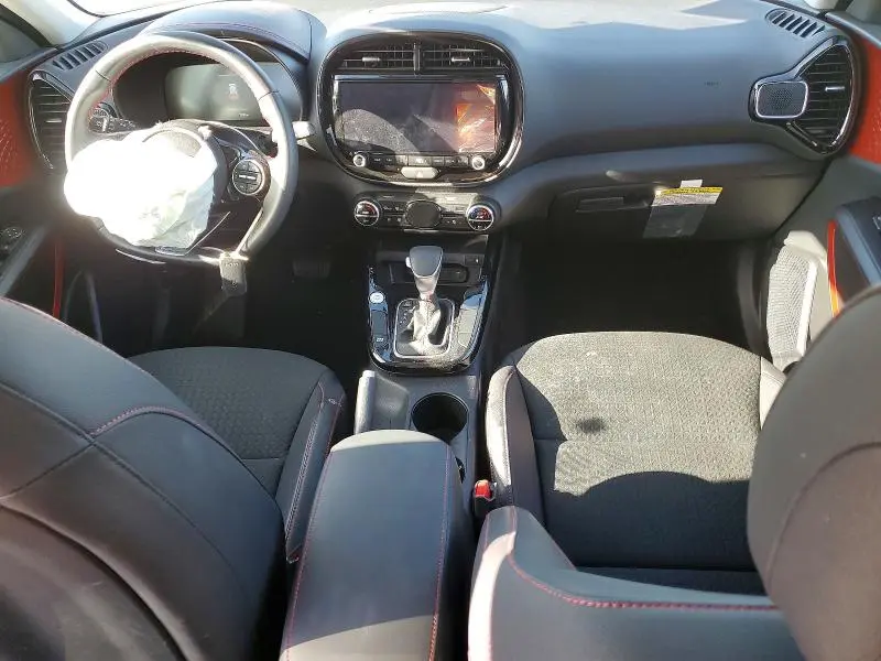 2025 KIA SOUL GT-LINE  