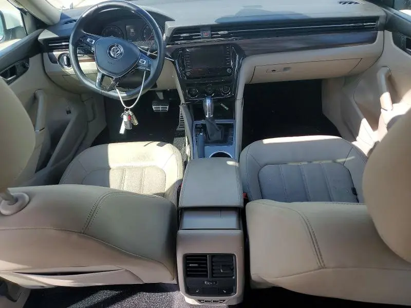 2020 VOLKSWAGEN PASSAT SEL  