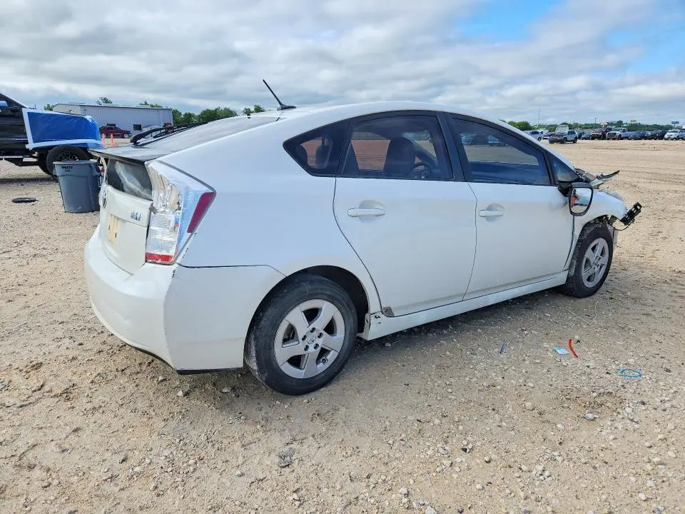 2010 TOYOTA PRIUS IV  