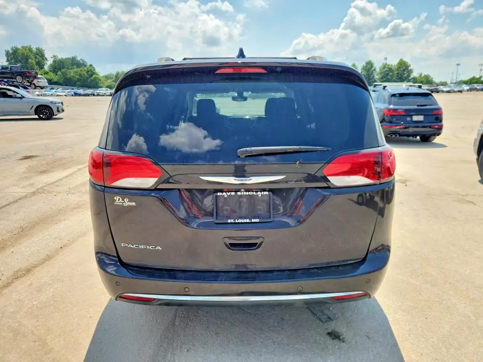 2018 CHRYSLER PACIFICA TOURING L  