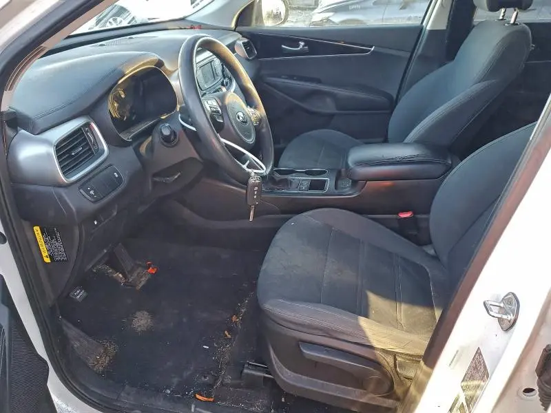 2016 KIA SORENTO LX  