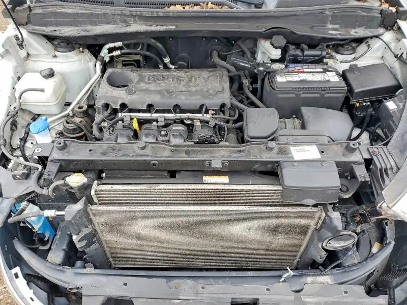 2011 HYUNDAI TUCSON GLS  
