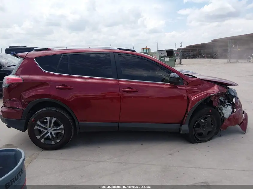 2018 TOYOTA RAV4 LE