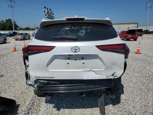 2022 TOYOTA HIGHLANDER XSE  
